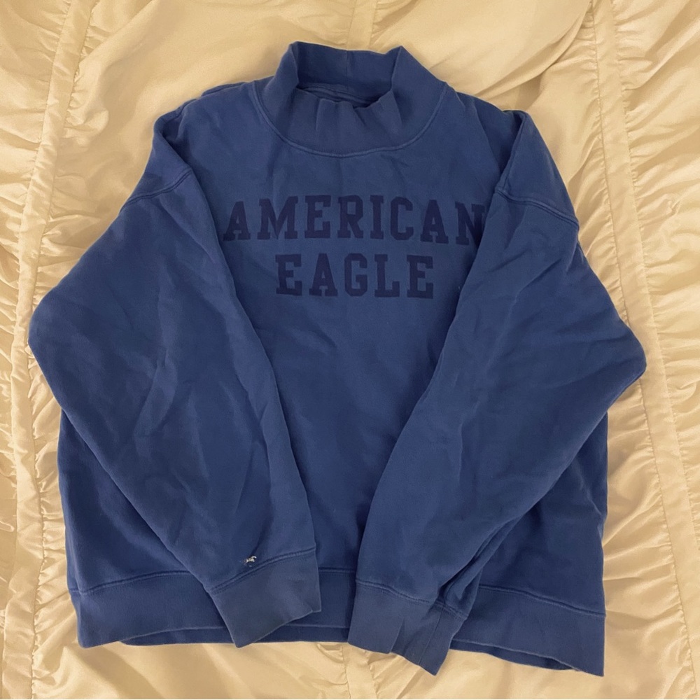 AE crewneck sweatshirt